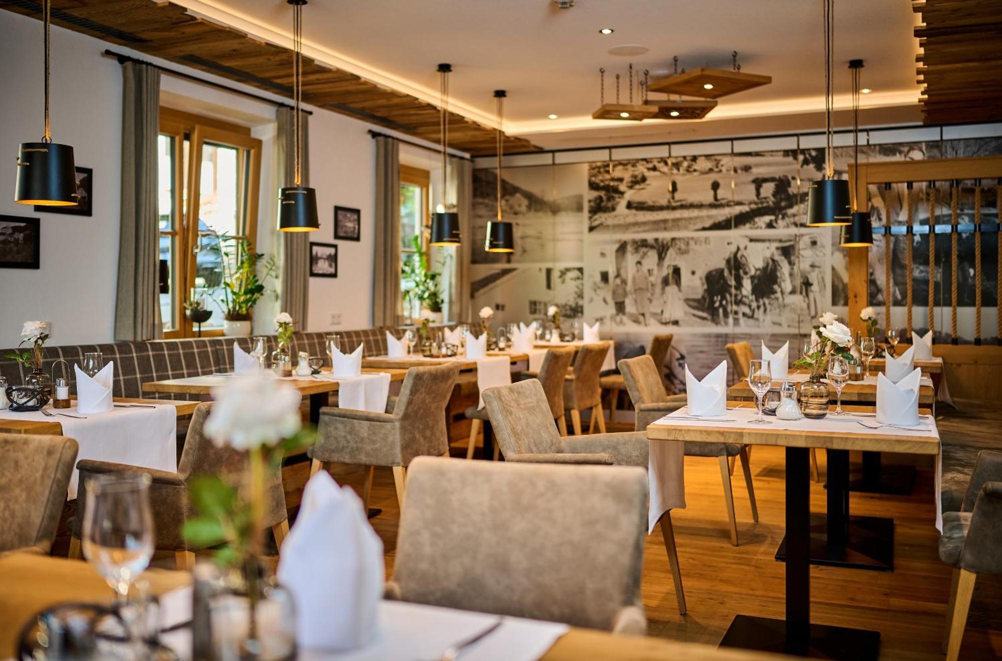Zum Blauen Hecht Hotel Kipfenberg Bagian luar foto